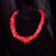 Red coral necklace