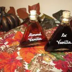 Vanilla and Almond Vanilla Extract