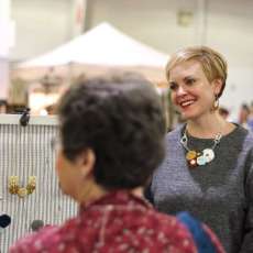 Beth Stuczynski of Lasagna Madonna Speaks to Customers