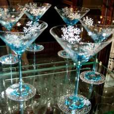 "Let It Snow" Martini Glasses, also available in 18.5 oz. Wine Glasses