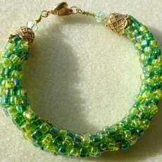 Green Kumihimo bracelet