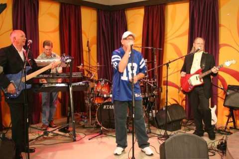 Kyxx performs on Indy Style, CBS