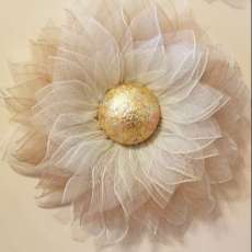 Dainty Elegant Flower Wreath