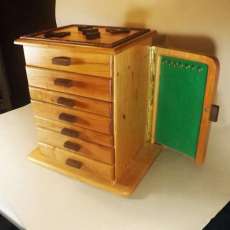 Side View - Large Jewelry Box