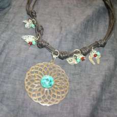 fatimas' hand jewelry