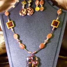 Dee's Designs 18" Necklace in Dichromatic Glass Pendant Wrapped in Copper