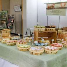 Outside Corner Display