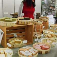 Outside Corner Display Closeup