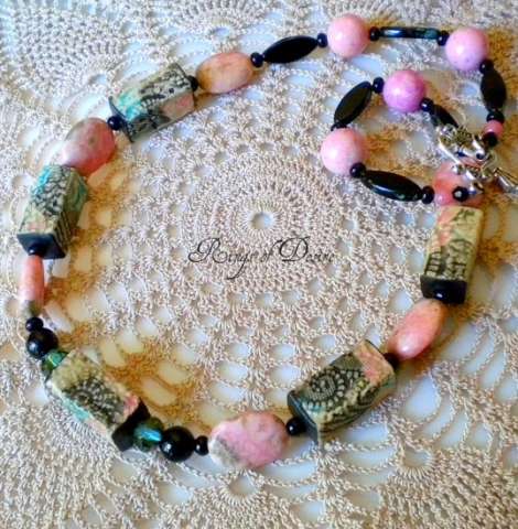 Lace Pottery Beaded Necklace