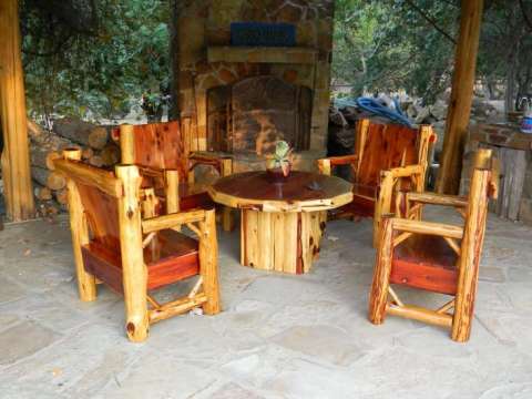 Cedar Patio Conversation Area