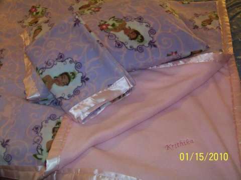 Blanket & pillowcase for customer