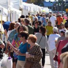 Crowd at 2016 Halifax Art Festival 2