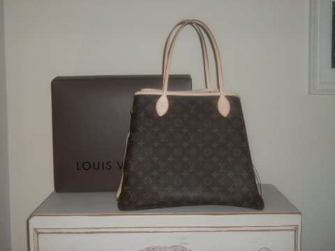 Authentic Louis Vutton "Never-ful" handbag