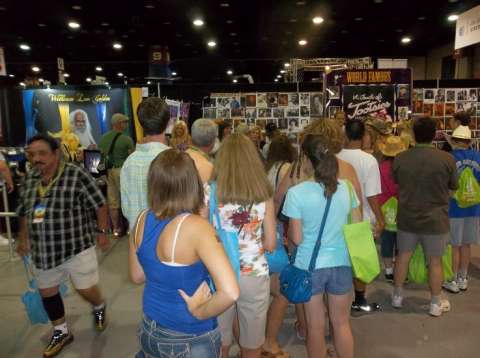 Lisa at CMA Fan Fest in Nashville