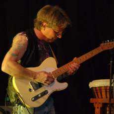 Ian Hayes - Lead Guitar