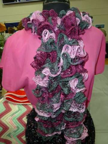 Ruffle Scarf1