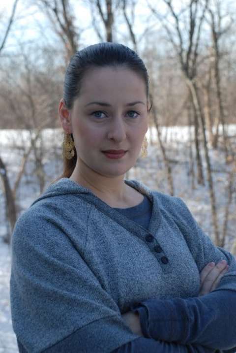 Lilia Alzner