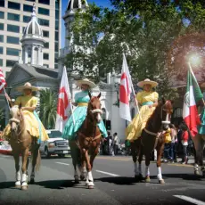 5 de Mayo Parade