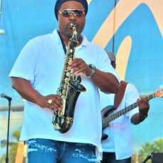 Carnival on The Mile-2