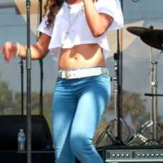 Carnival on The Mile-3