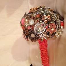 Brooch/broach wedding bouquet