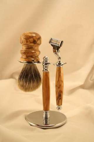 Olivewood Razor & Brush Set