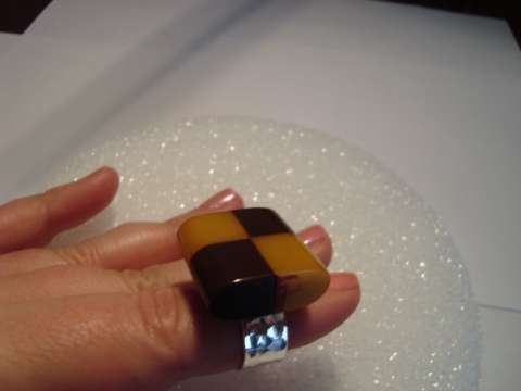 Bakelite checkerboard ring