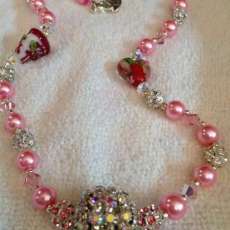 Fancy pink necklace sparkle ball with heart