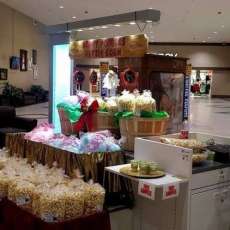 Turtle Creek Mall With Happy Poppers Kettle Corn