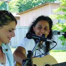 T'n'T on stage in Nashville