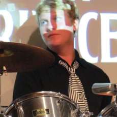 Ben Pheasant at Blue Dog Cafe