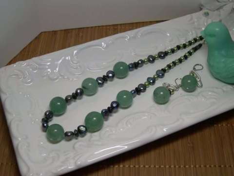 Jade and Freshwater Pearl Necklace and Earrings