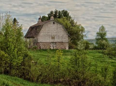 ~Ye Olde Barn~