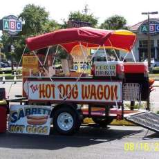 THE HOT DOG WAGON