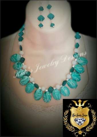 Teal and Whiteswirl Necklace Set $30