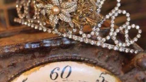 Defrance Holiday Market