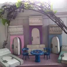 These little Fairy doors come in many colors.