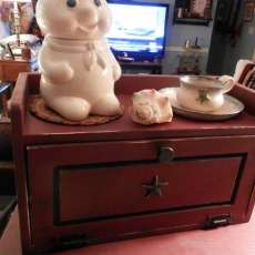 Large Rustic Style Bread Box