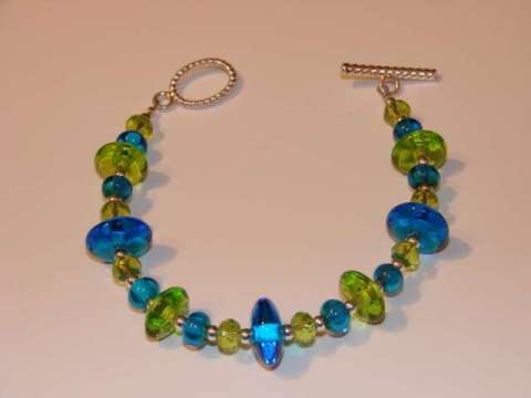 Grass green and aqua disk bracelet