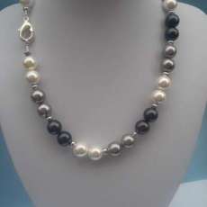 Naomi Barrett Walker