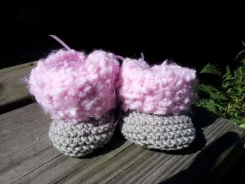 Knitted Baby Uggs