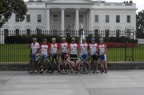 Bike4ALS AWARENESS Riders infront of the White House