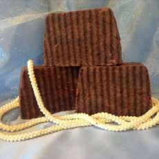 French Milled ~ Beautiful Woman