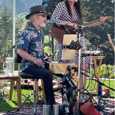 The Groovy Judy Duet Live