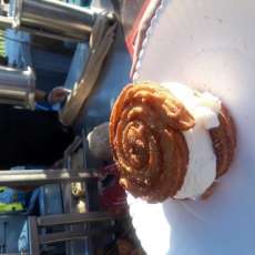 Churros W/Ice Cream