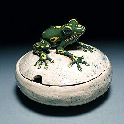 ceramic frog