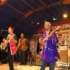 Sharon Katz & The Peace Train in Concert
