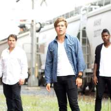 Christian Lopez & Joe Taxi