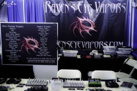 Raven's Eye Vapors Booth Set Up