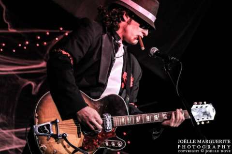 Tomcat performs at Dark Songs Concert